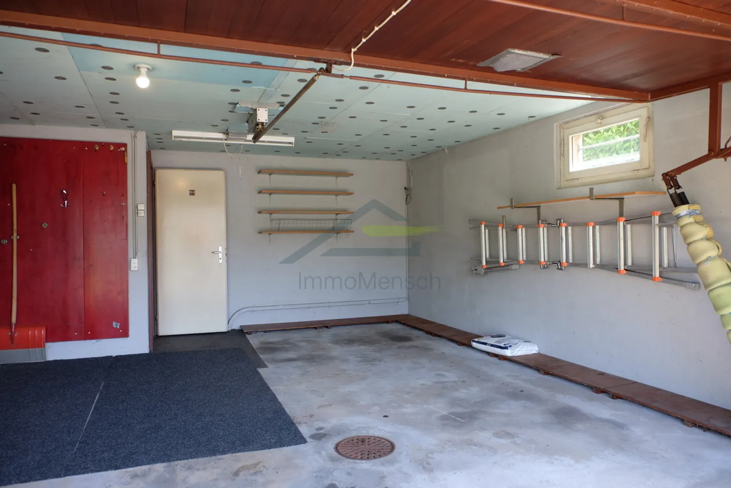 Detached single-family house with large garden and building reserve - Photo 15 of 15