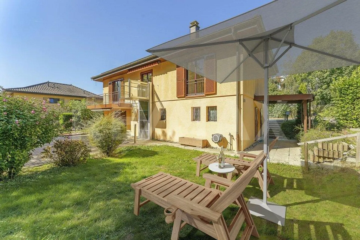Villa Charmante avec Studio Indépendant - Photo 9 sur 12