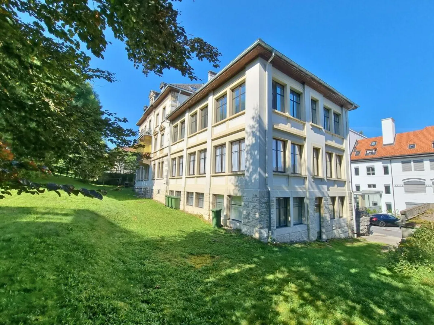 Créer un appartement dans un cadre extraordinaire - Photo 2 sur 9