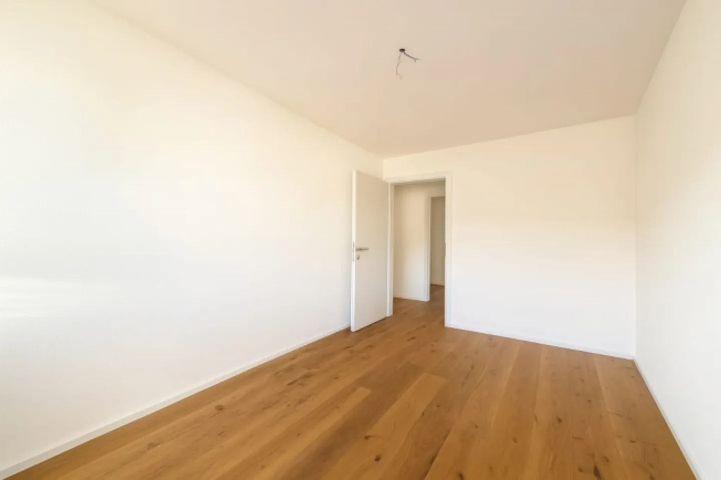 Appartamento luminoso di 4,5 stanze con balcone in affitto a Grenchen - Foto 6 di 8