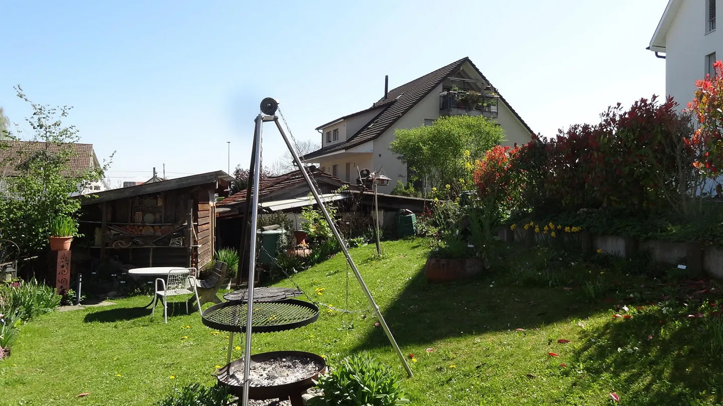 Mehrfamilienhaus mit 3 Wohnungen in Egg bei Zürich - Foto 4 von 14