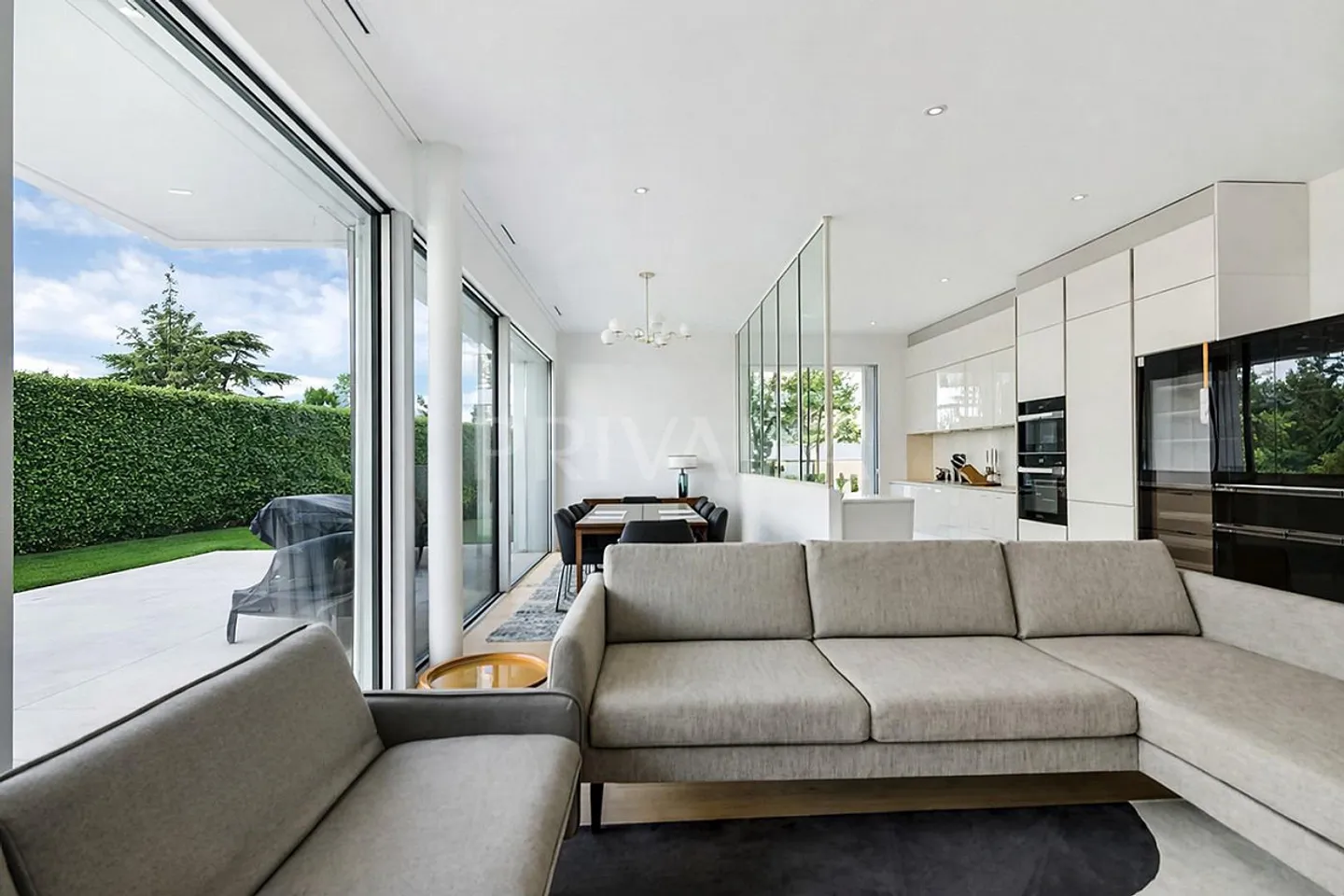 Magnifico appartamento di 5 stanze con giardino privato nel cuore di Cologny - Foto 1 di 6