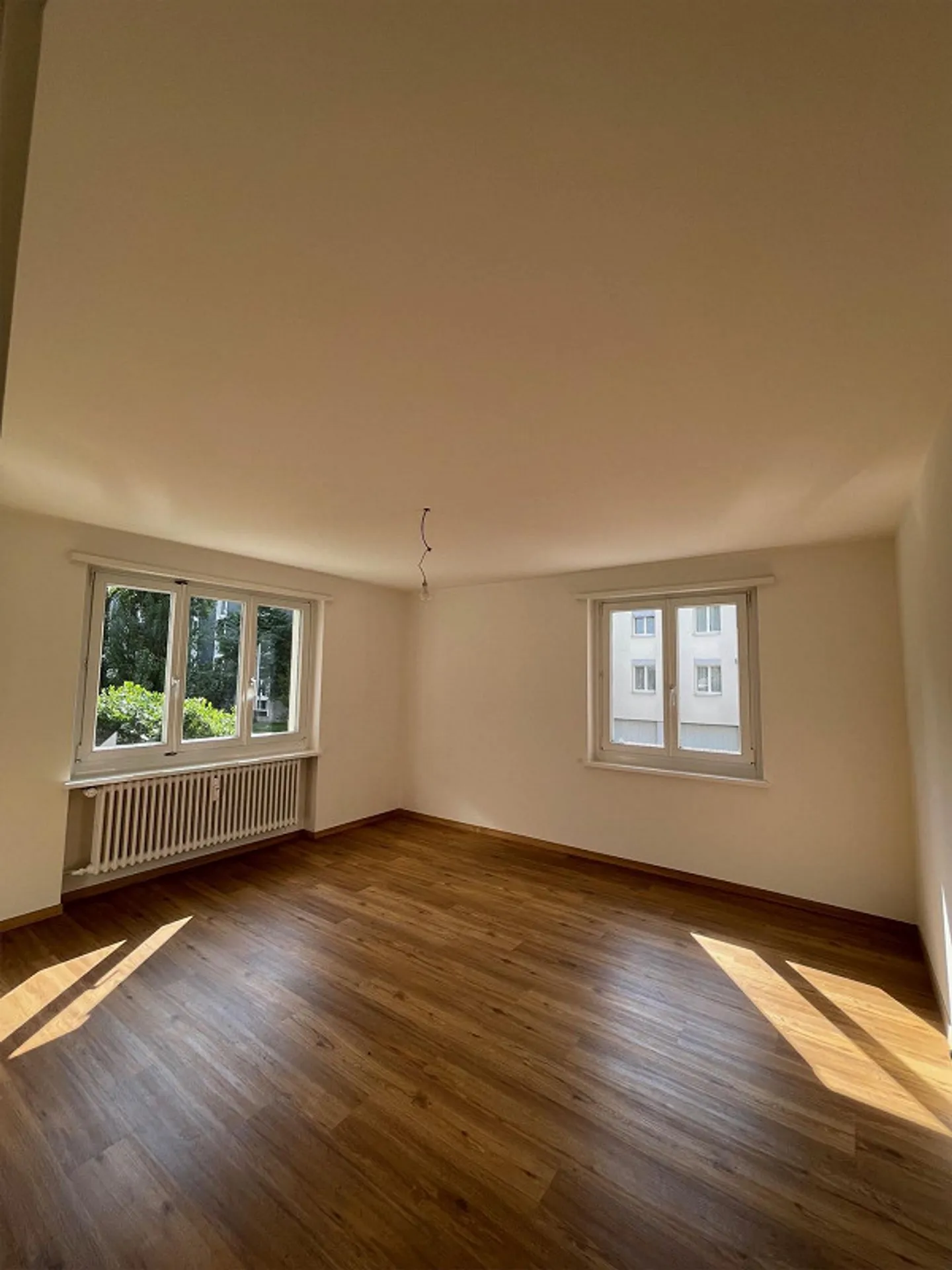Modern apartment in a quiet neighborhood - Photo 4 of 11