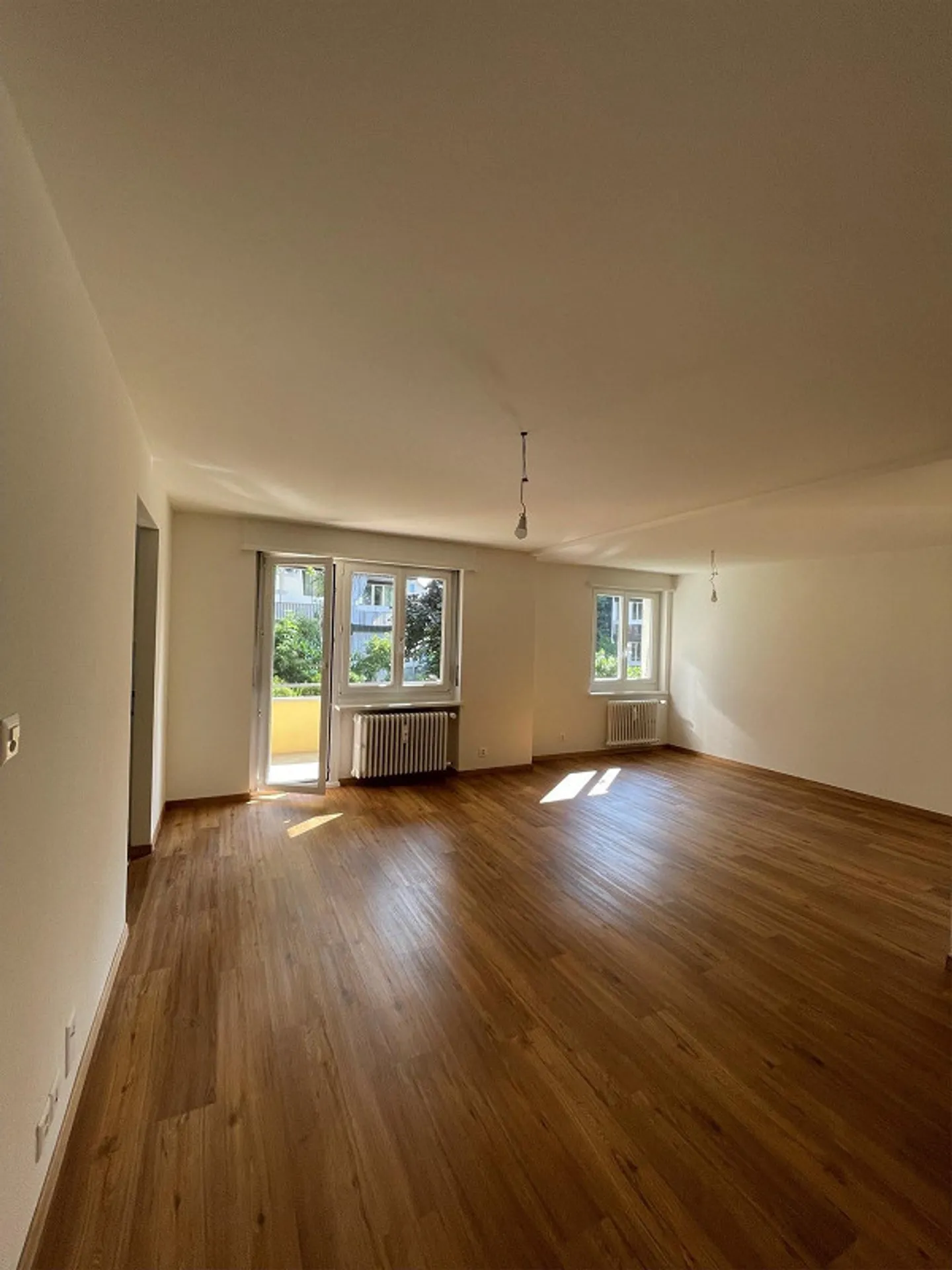 Modern apartment in a quiet neighborhood - Photo 5 of 11