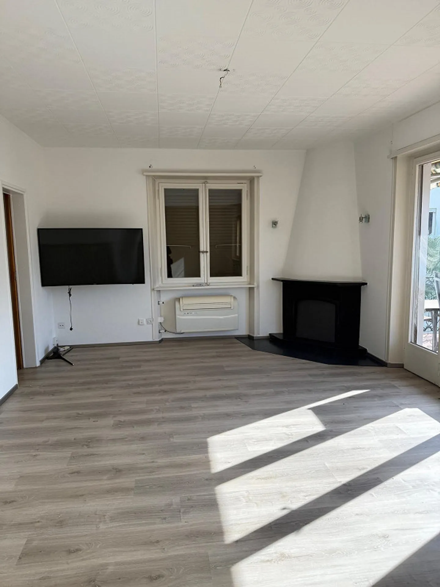 Locarno, old town, Rent large 4.5 rooms - Photo 3 of 5