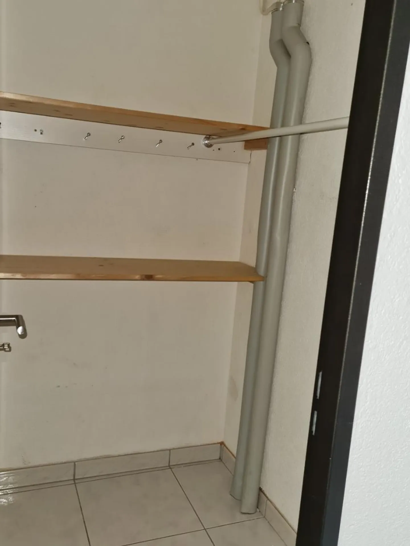 Appartement 2,5 pièces rénové avec ascenseur - À deux pas du village - Photo 9 sur 13