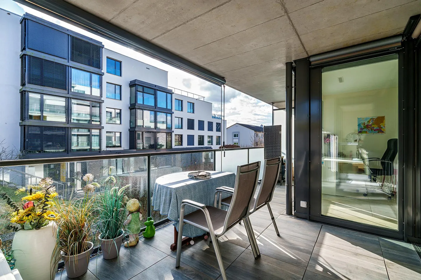 Modernes Apartment mit Minergie-Standard - Foto 12 von 14