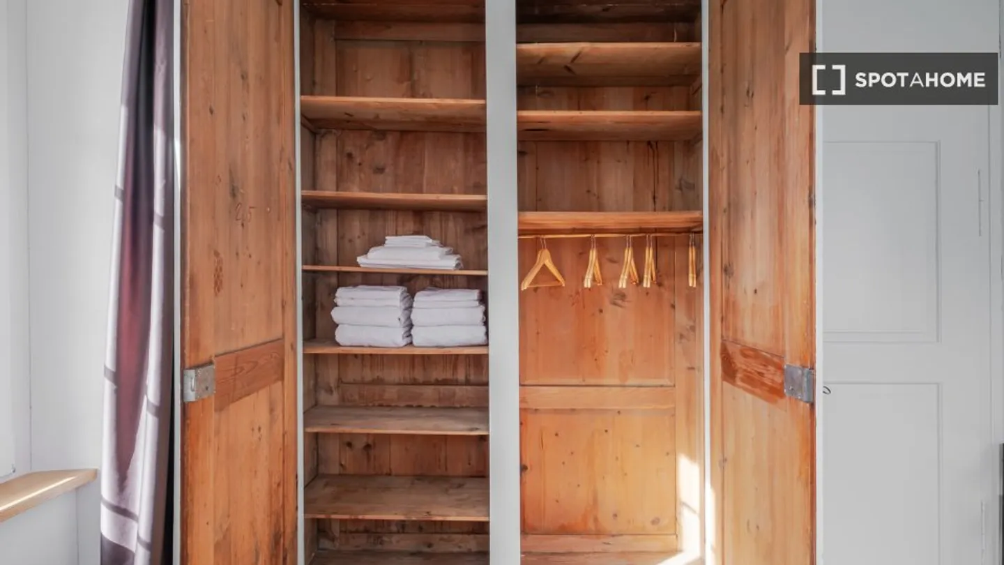 Apartment for rent - Photo 14 of 18