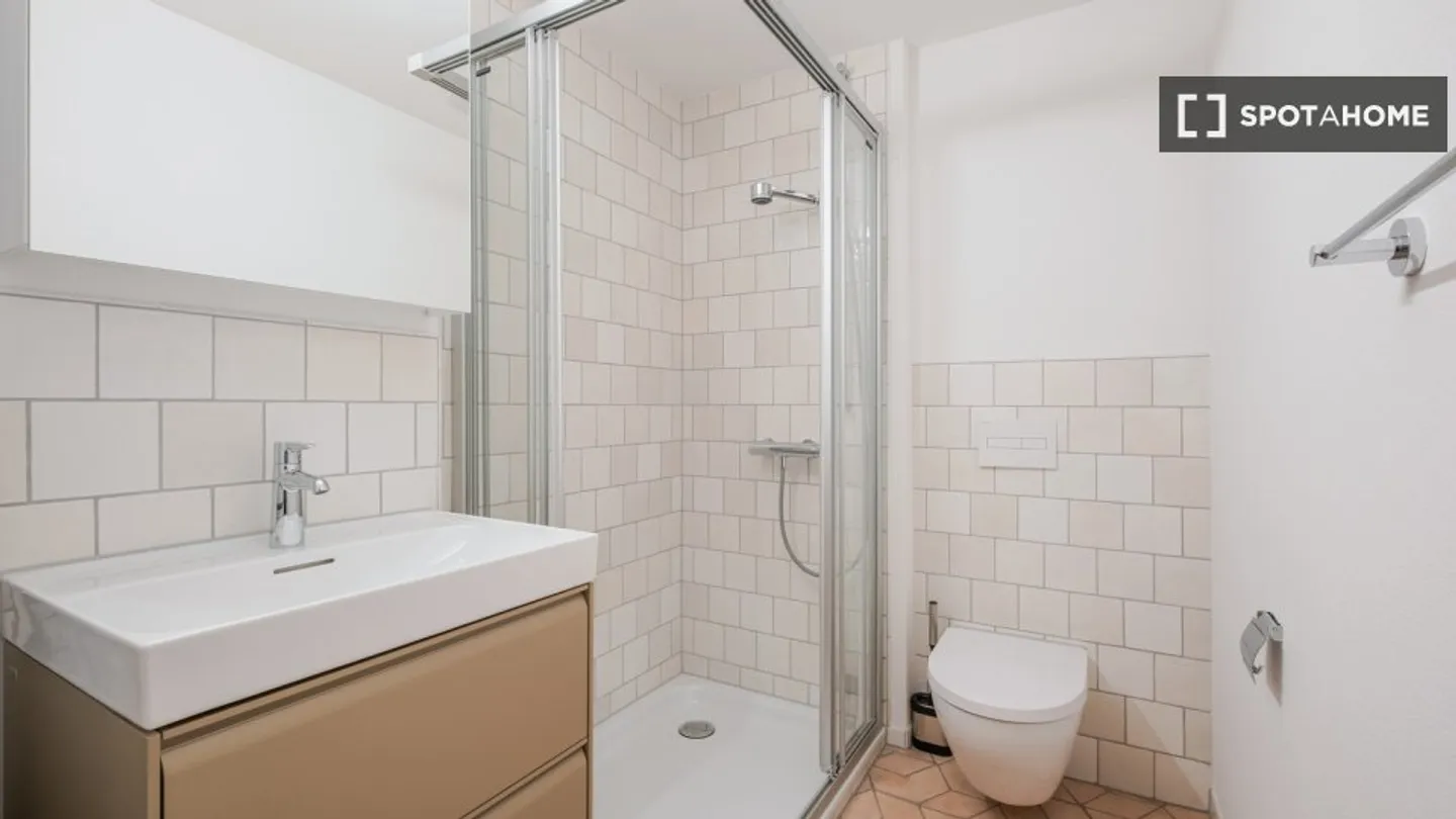 Apartment for rent - Photo 15 of 18