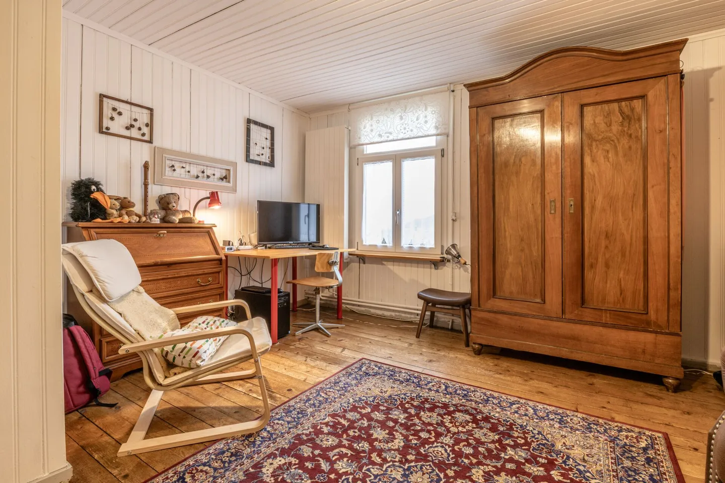 Historic Gem: 7-Room Detached House with Versatile Space - Photo 21 of 41