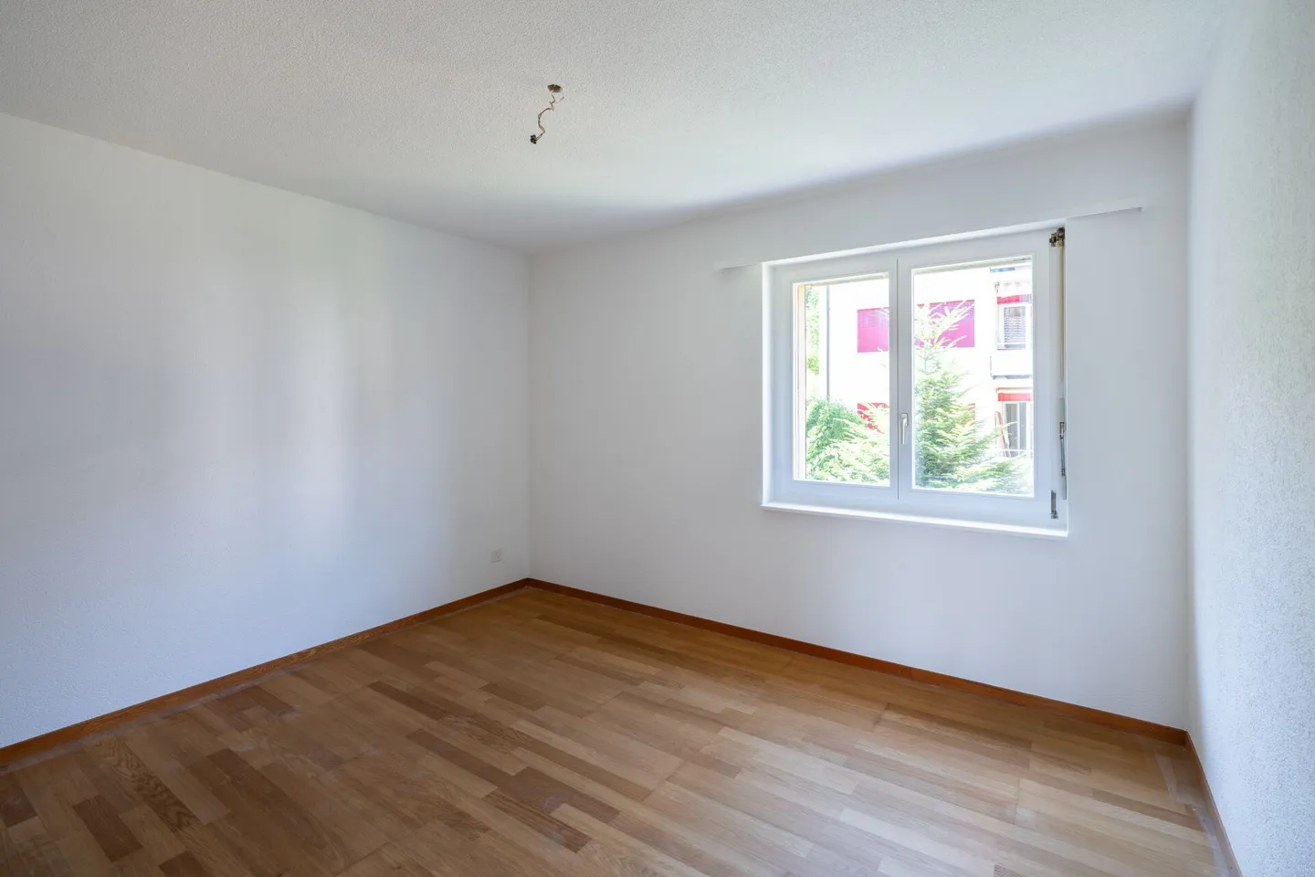 Bright 3.5-room apartment with balcony in Safnern - Photo 7 of 16
