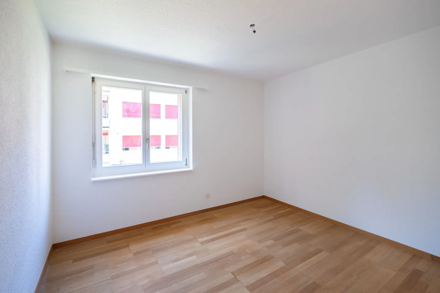 Bright 3.5-room apartment with balcony in Safnern - Photo 8 of 16