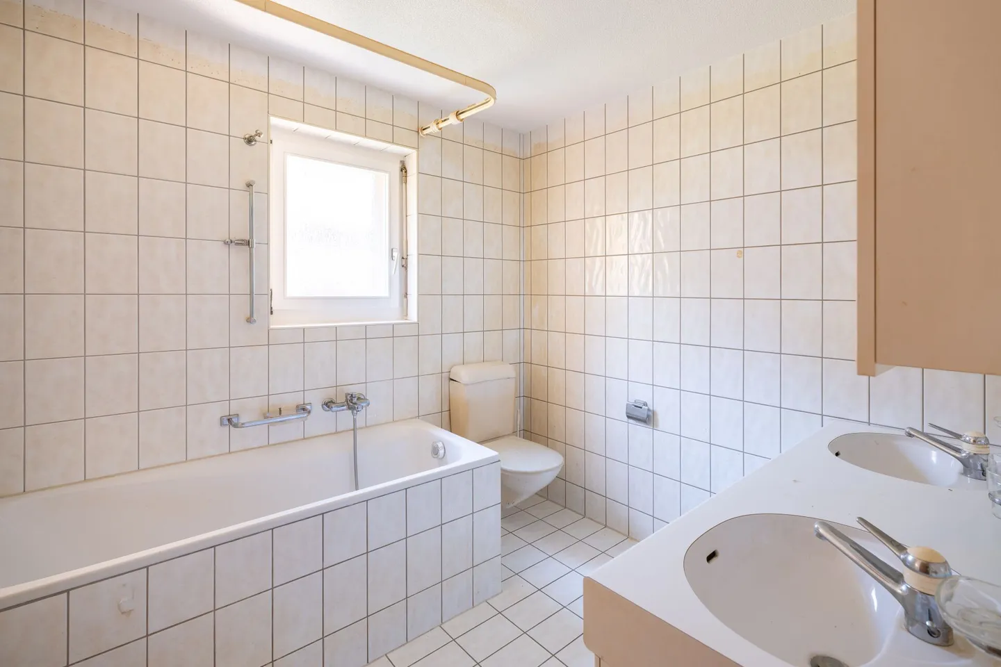 Bright 3.5-room apartment with balcony in Safnern - Photo 10 of 16