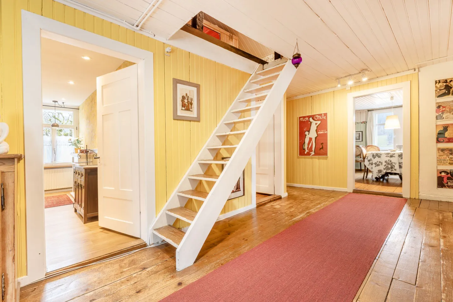 Historic Gem: 7-Room Detached House with Versatile Space - Photo 30 of 41