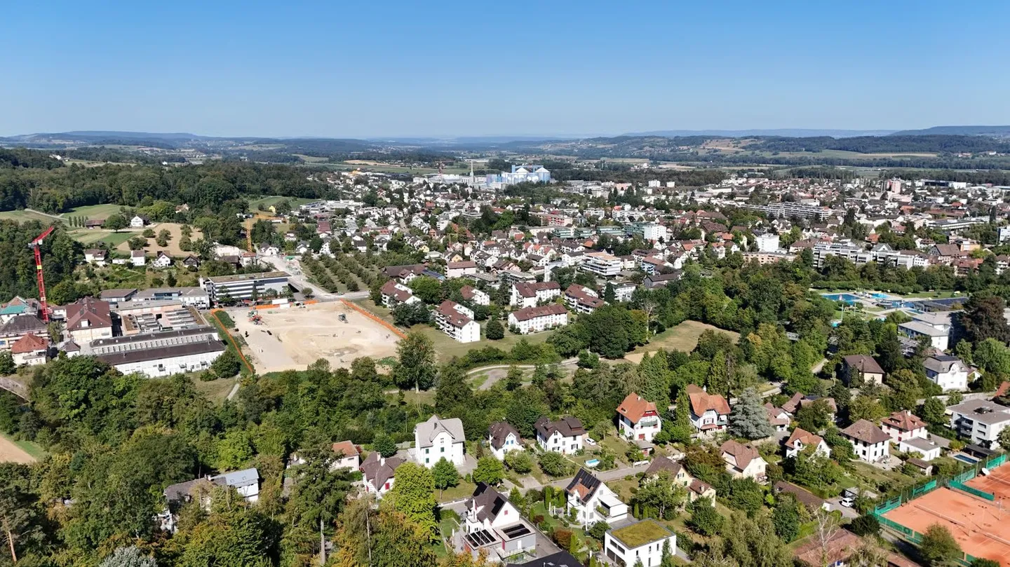 Exklusiver Loft-Traum im Walzmühle-Areal: 3.1 m Raumhöhe, Luxus-Küche & 130 m² Privatgarten - Foto 24 von 25