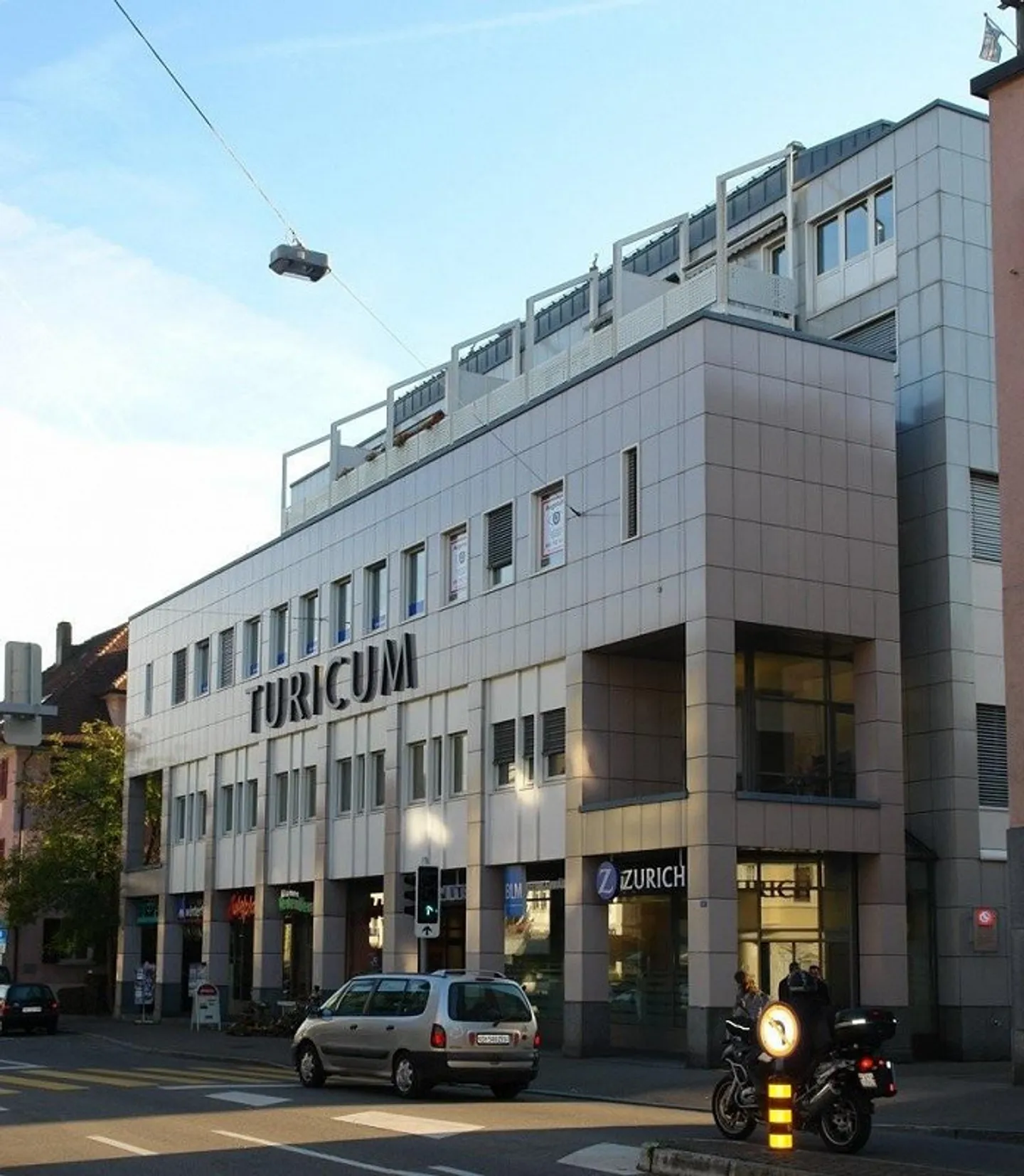 Place de parking dans le garage Turicum - Photo 1 sur 1