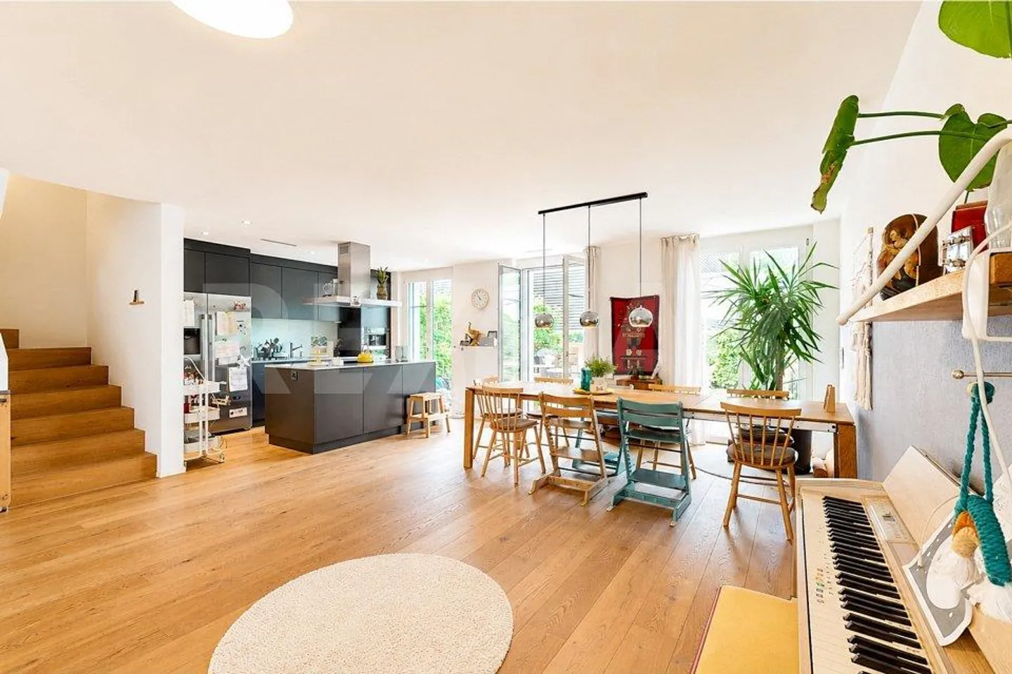 10 Min. to Zug | Family Paradise to Fall in Love – Modern Living... - Photo 1 of 9