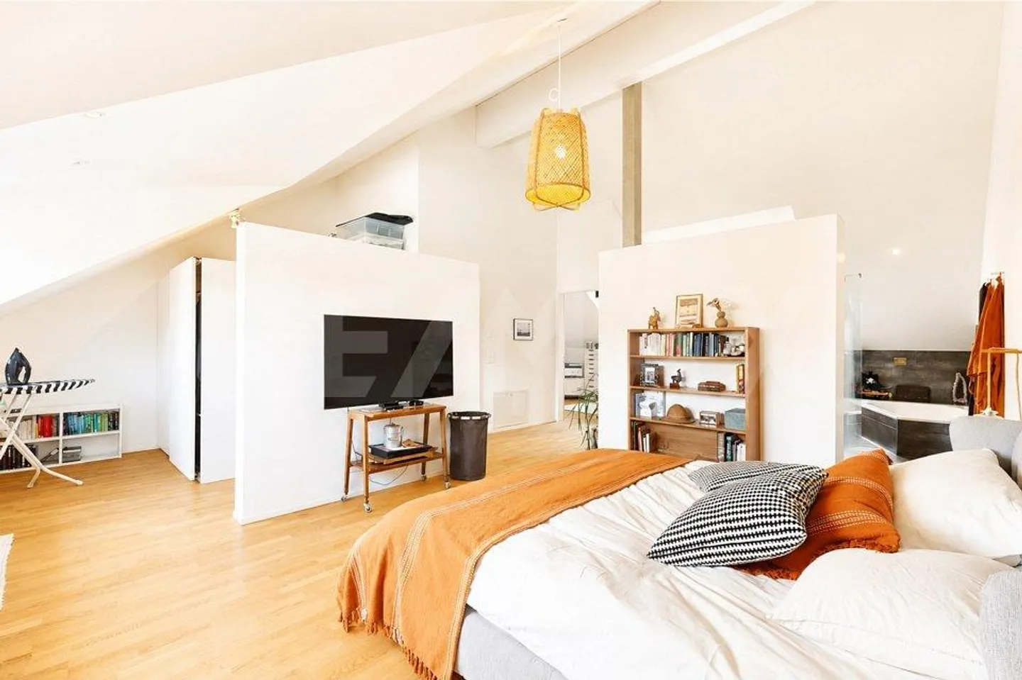 10 Min. to Zug | Family Paradise to Fall in Love – Modern Living... - Photo 2 of 9