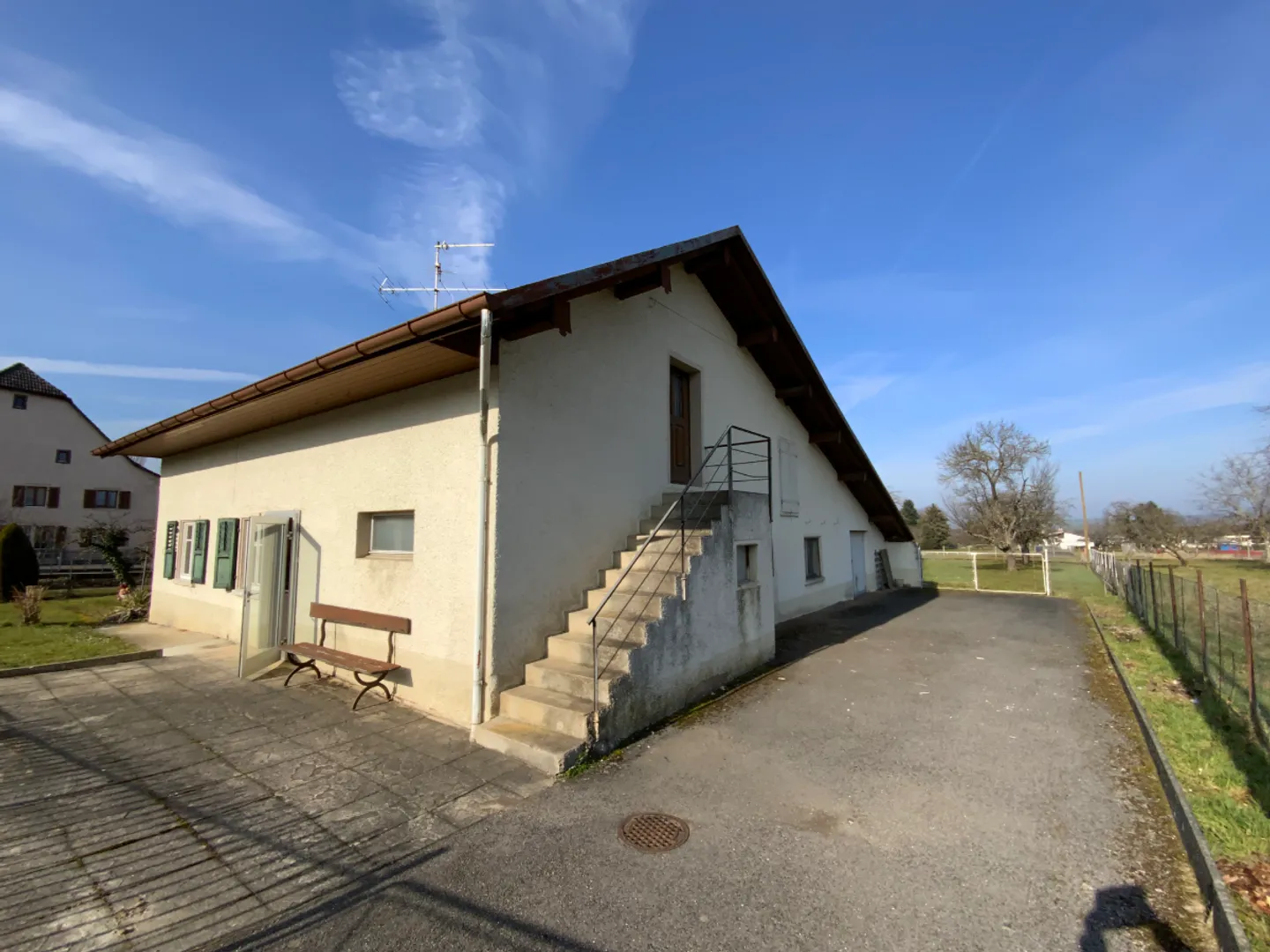 Detached house to renovate - Photo 7 of 8