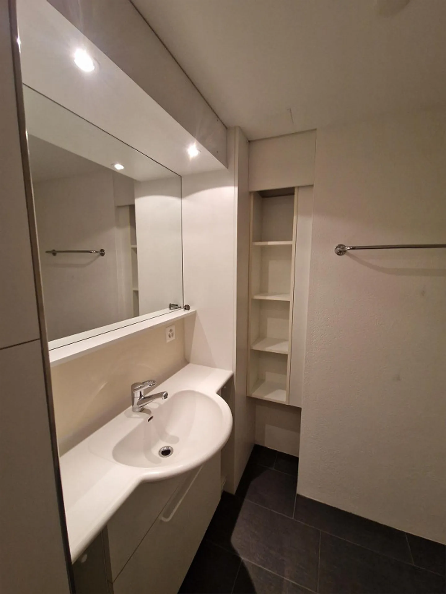 Appartement spécial 2 pièces au centre de Herisau - Photo 12 sur 14