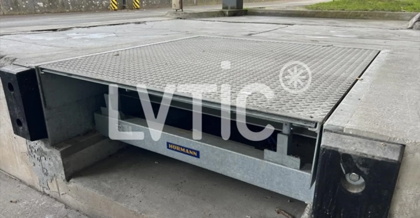 Storage space for rent - Photo 2 of 8