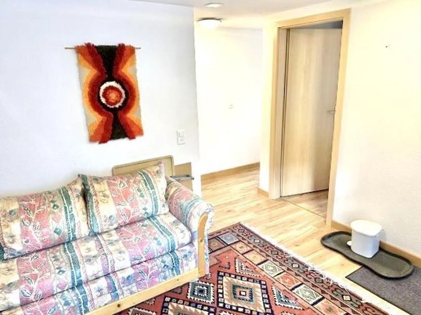 Casa ticinese 4 1/2 locali in una posizione molto tranquilla e soleggiata con vista... - Foto 3 di 28