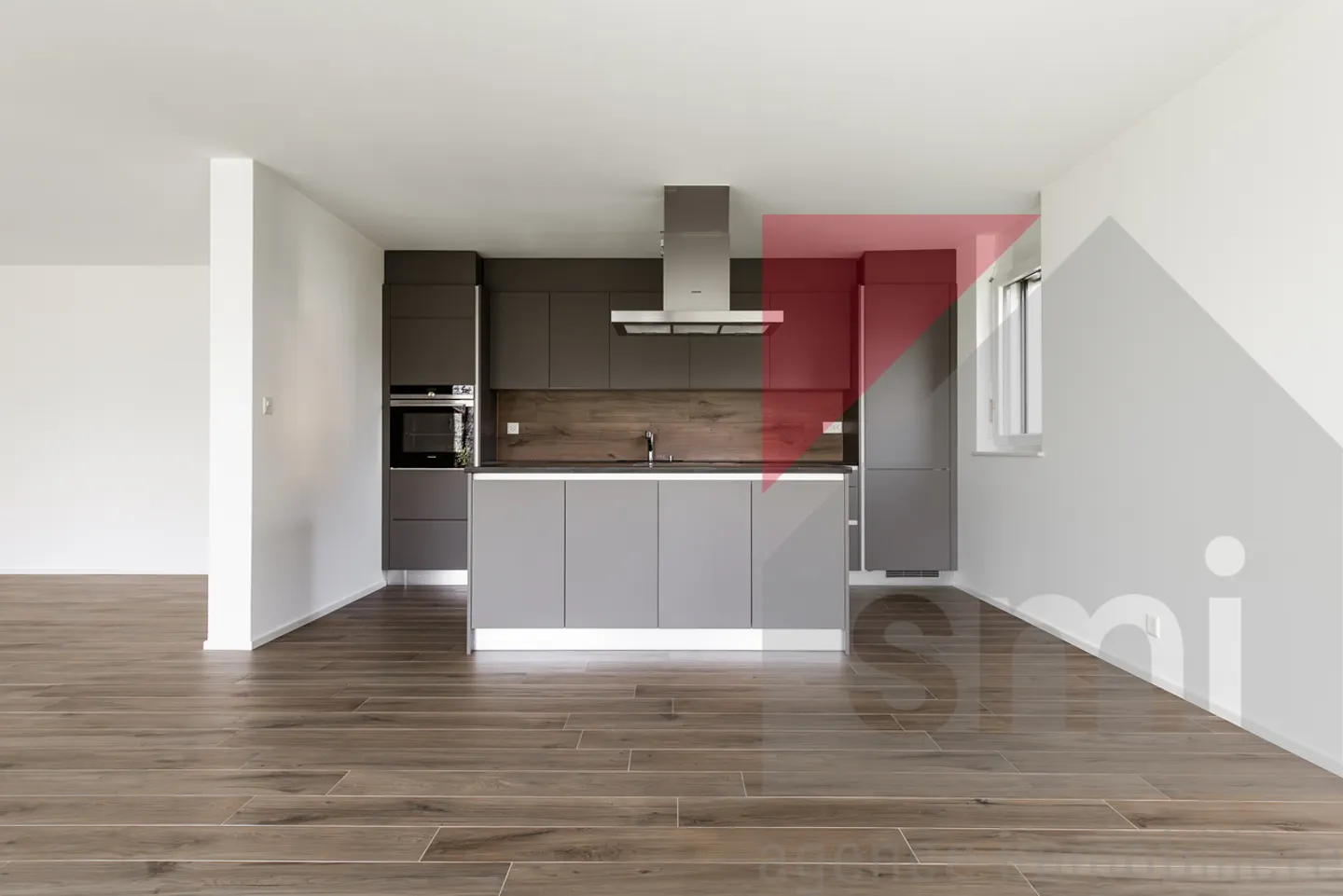 Appartement rénové avec jardin - Photo 2 sur 13