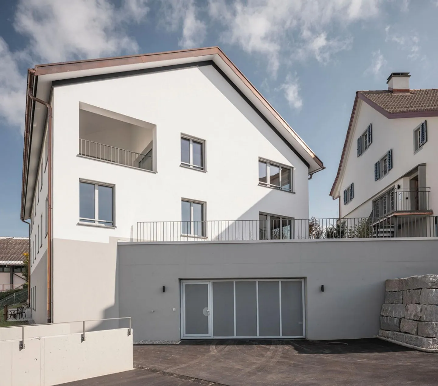 Place de parking dans un nouveau garage souterrain - Photo 2 sur 3