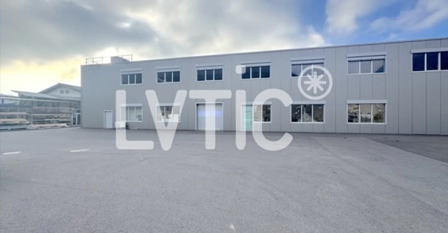 Deposit - Photo 1 of 11