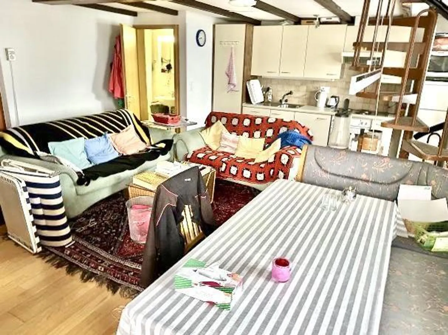Casa ticinese 4 1/2 locali in una posizione molto tranquilla e soleggiata con vista... - Foto 5 di 28