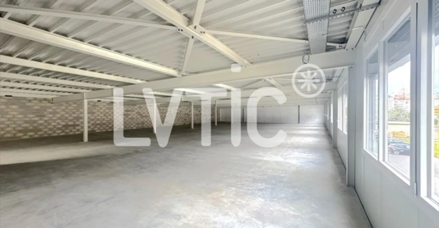 Deposit - Photo 9 of 11