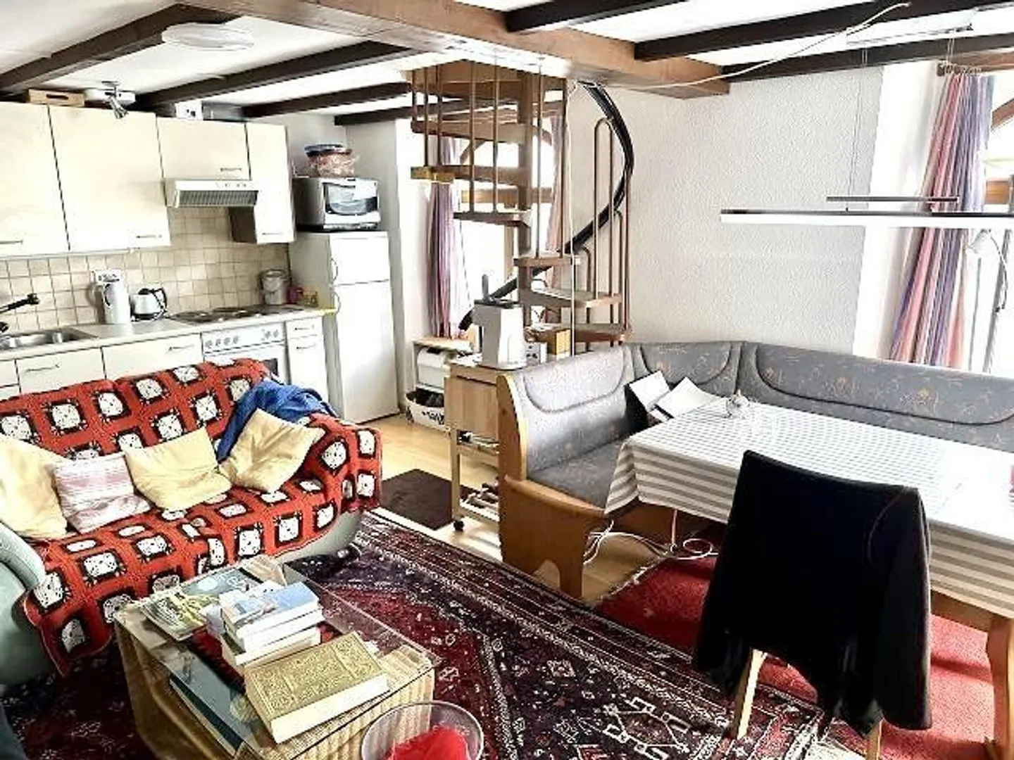Casa ticinese 4 1/2 locali in una posizione molto tranquilla e soleggiata con vista... - Foto 6 di 28