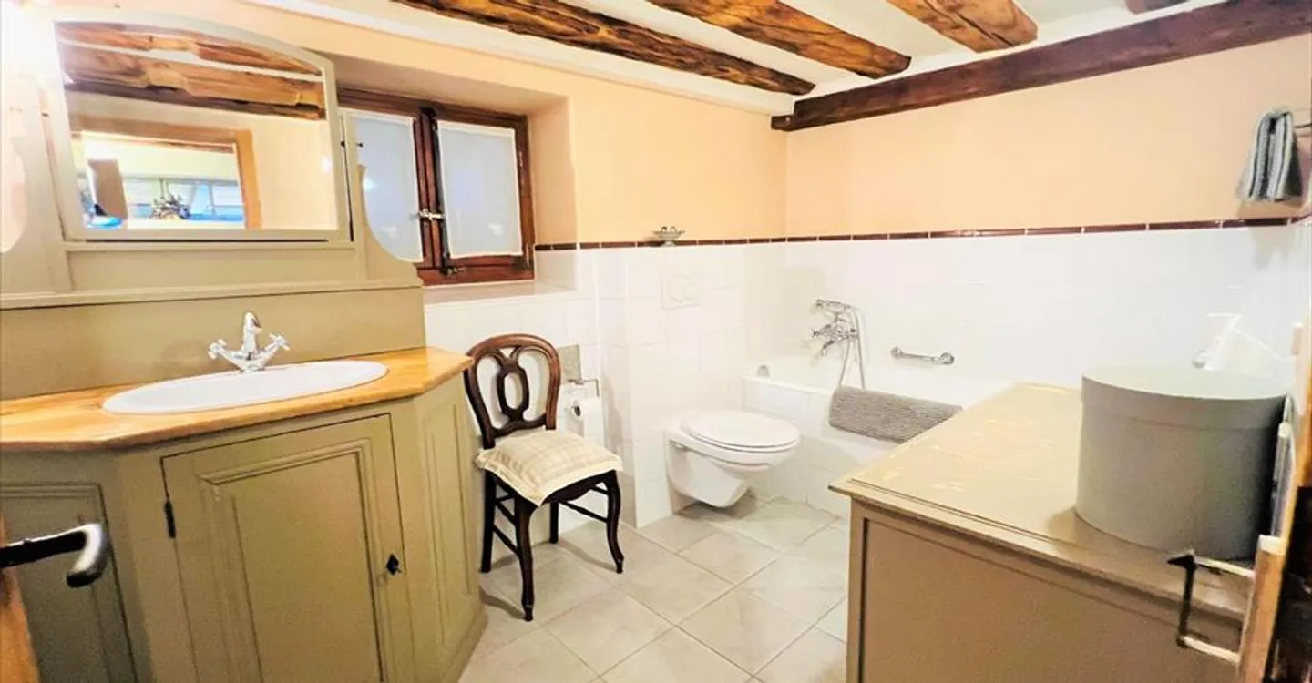 Maison Rénovée Charmante - Photo 8 sur 16