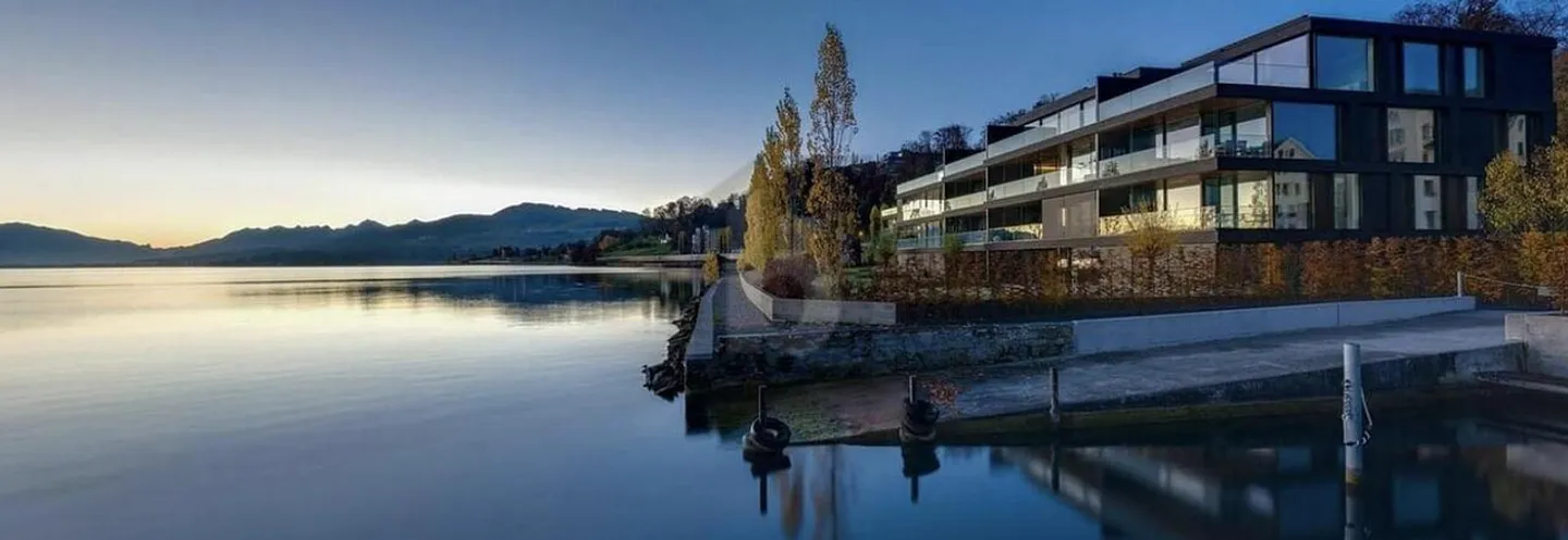 Maison de Luxe Exclusive avec Accès au Lac - Photo 2 sur 4