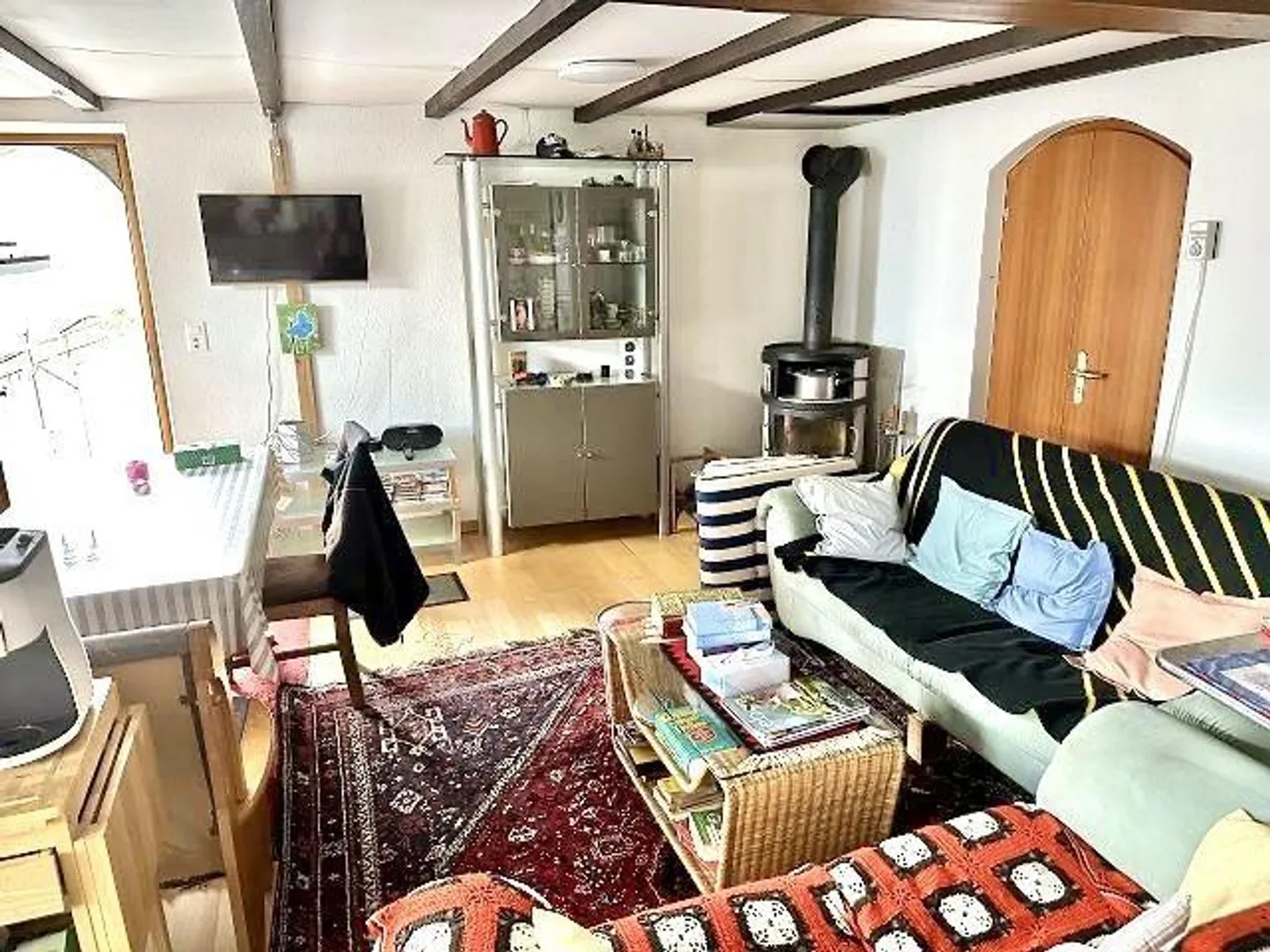 Casa ticinese 4 1/2 locali in una posizione molto tranquilla e soleggiata con vista... - Foto 7 di 28