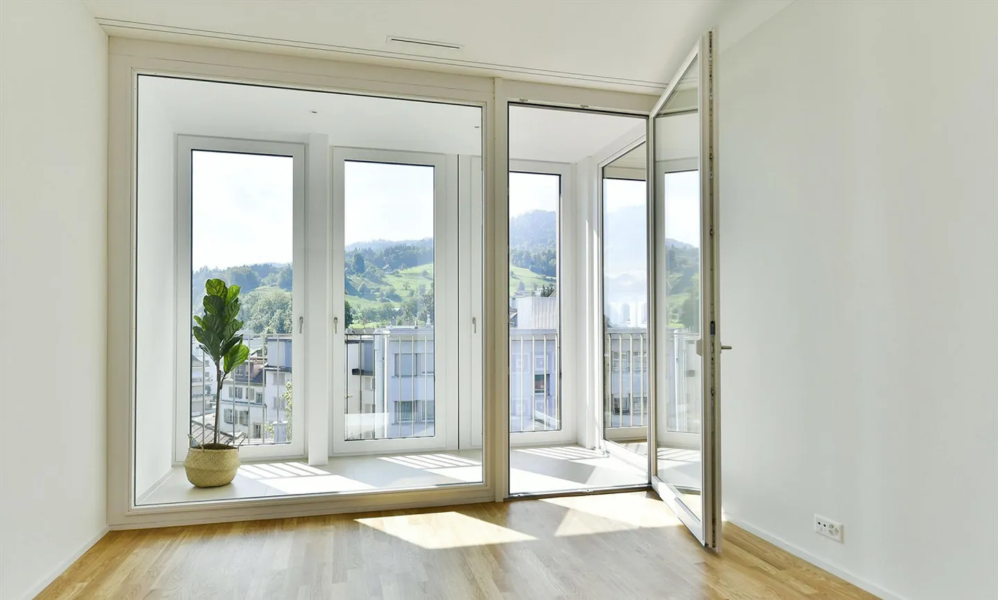 Bright Apartment in Kriens - Photo 10 of 11