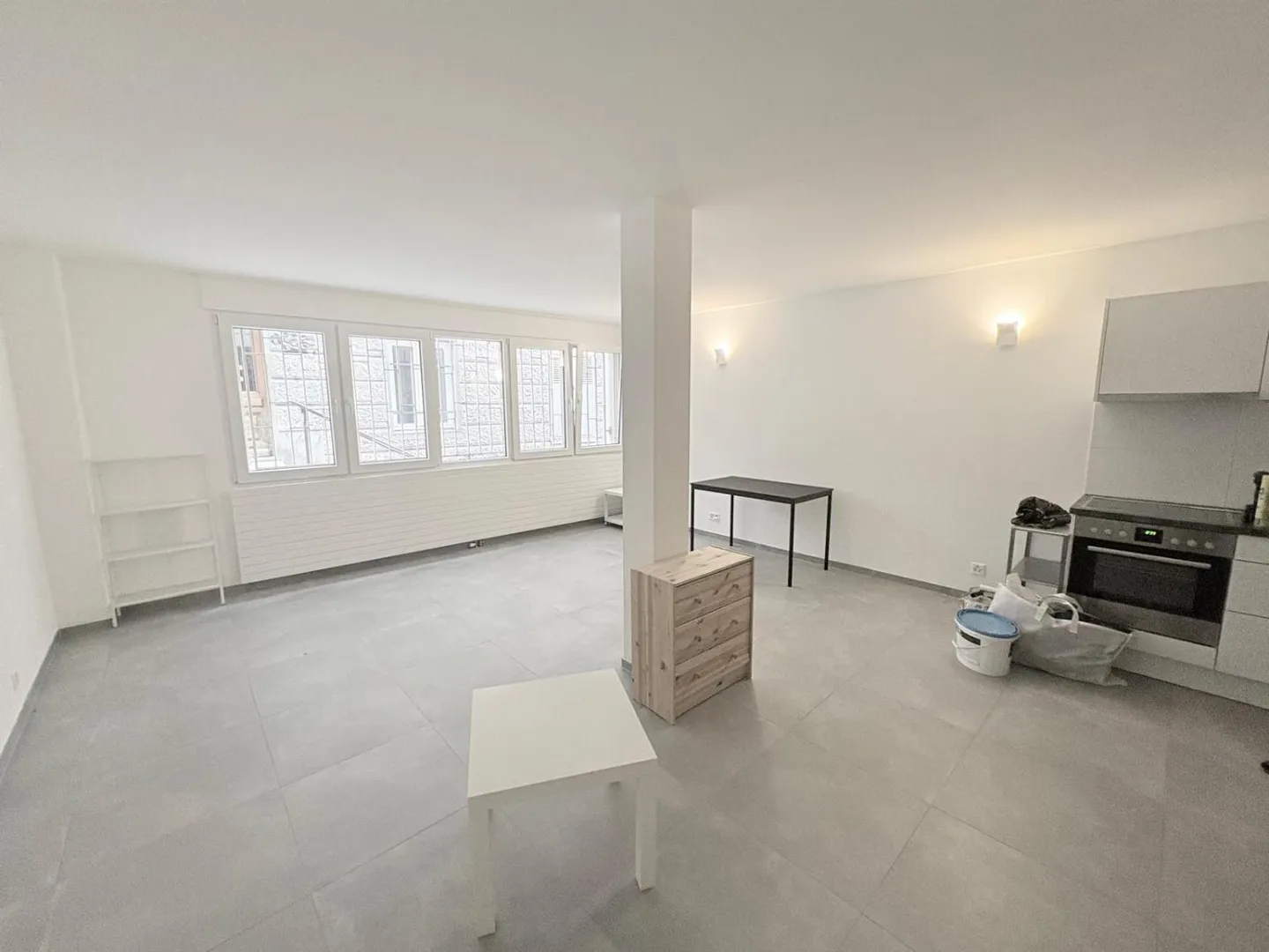 Mixed-use building 10 rooms - Photo 2 of 3