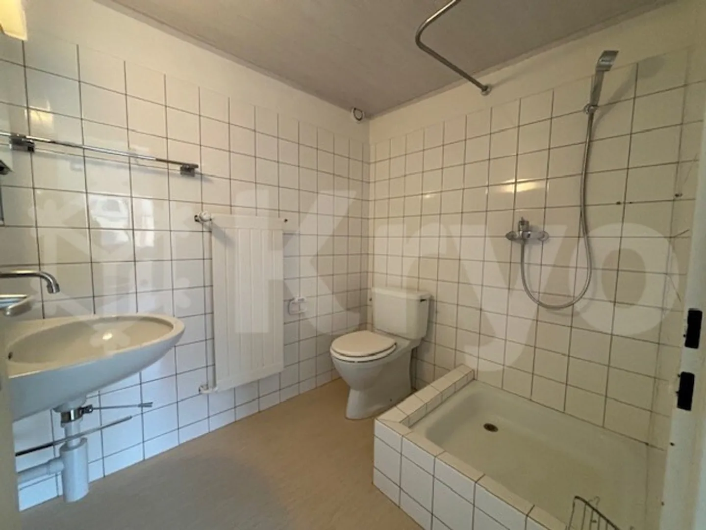 Porrentruy, helles Studio zu vermieten - Foto 4 von 4