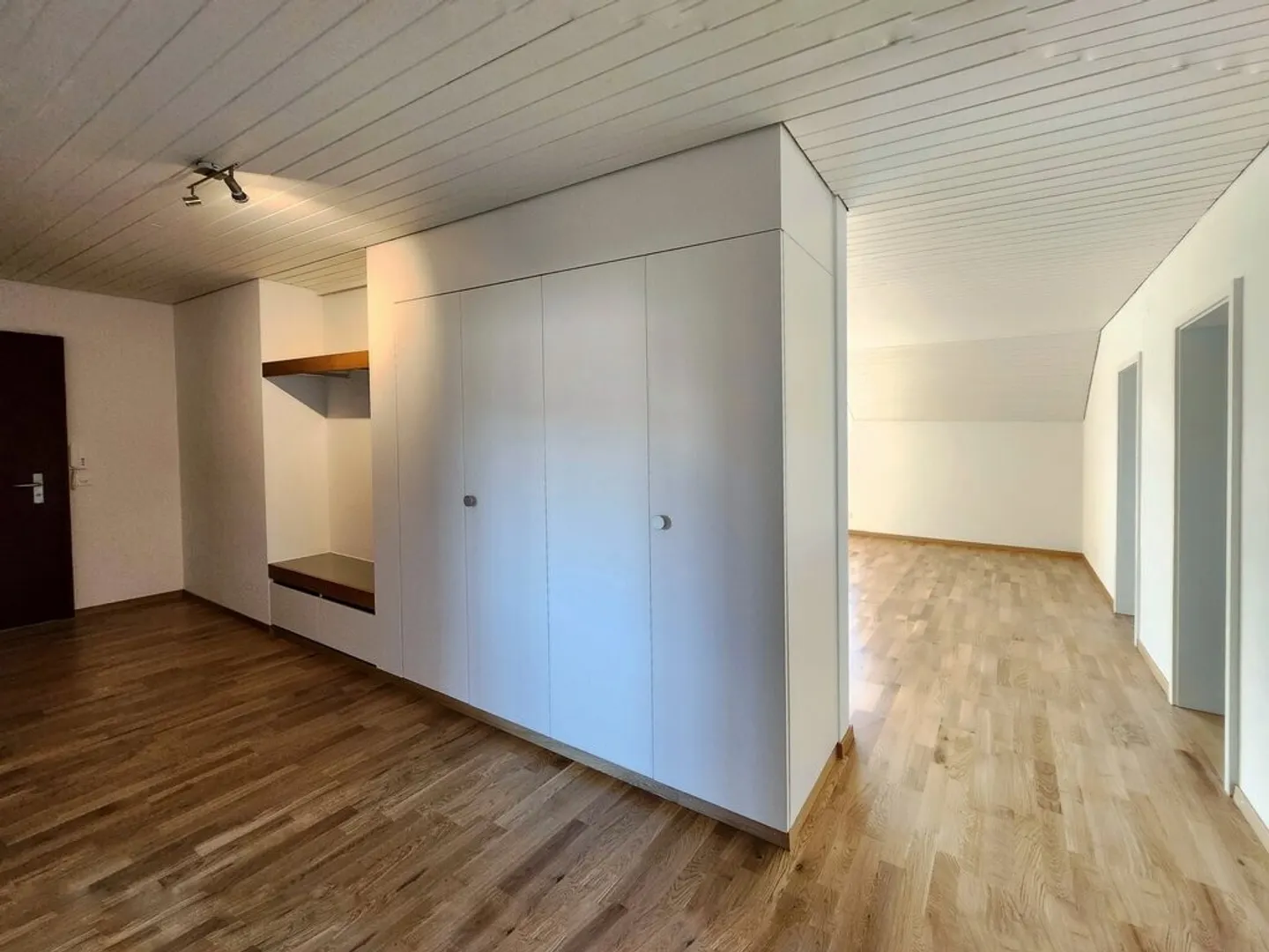 Ampio appartamento di 3,5 locali all'ultimo piano - Foto 12 di 12
