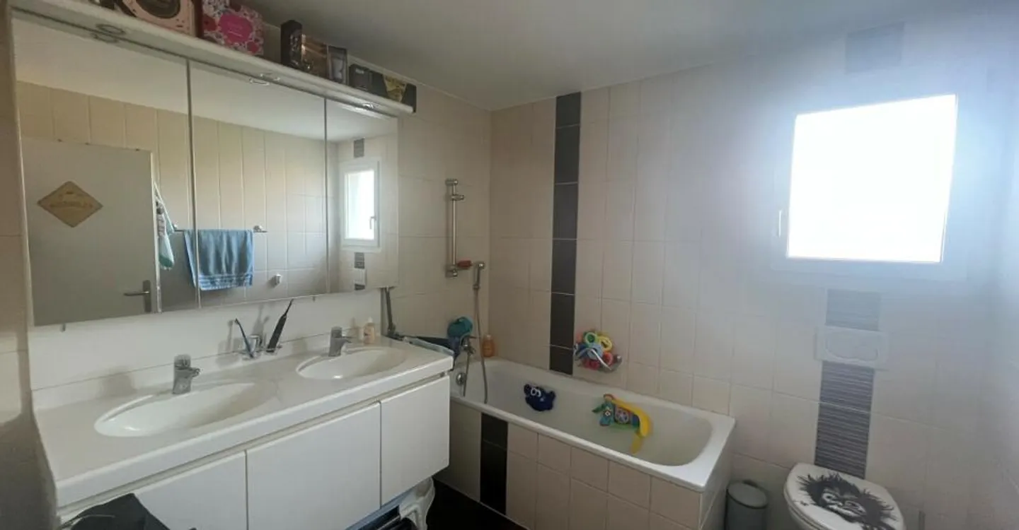 3 ½ rooms in Bulle - with large balcony! - Photo 7 of 10