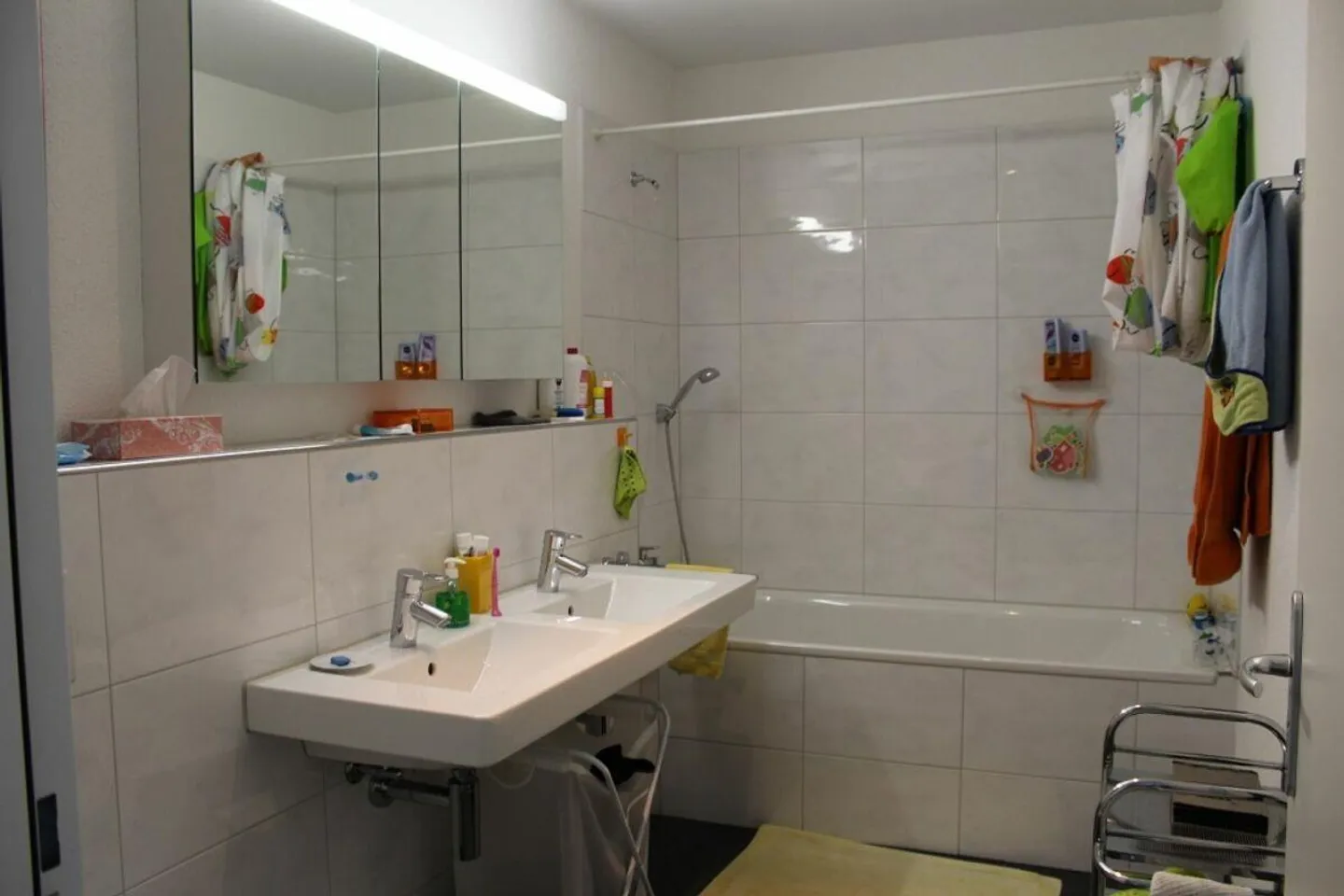 «RIVERSIDE» - Foto 7 von 17