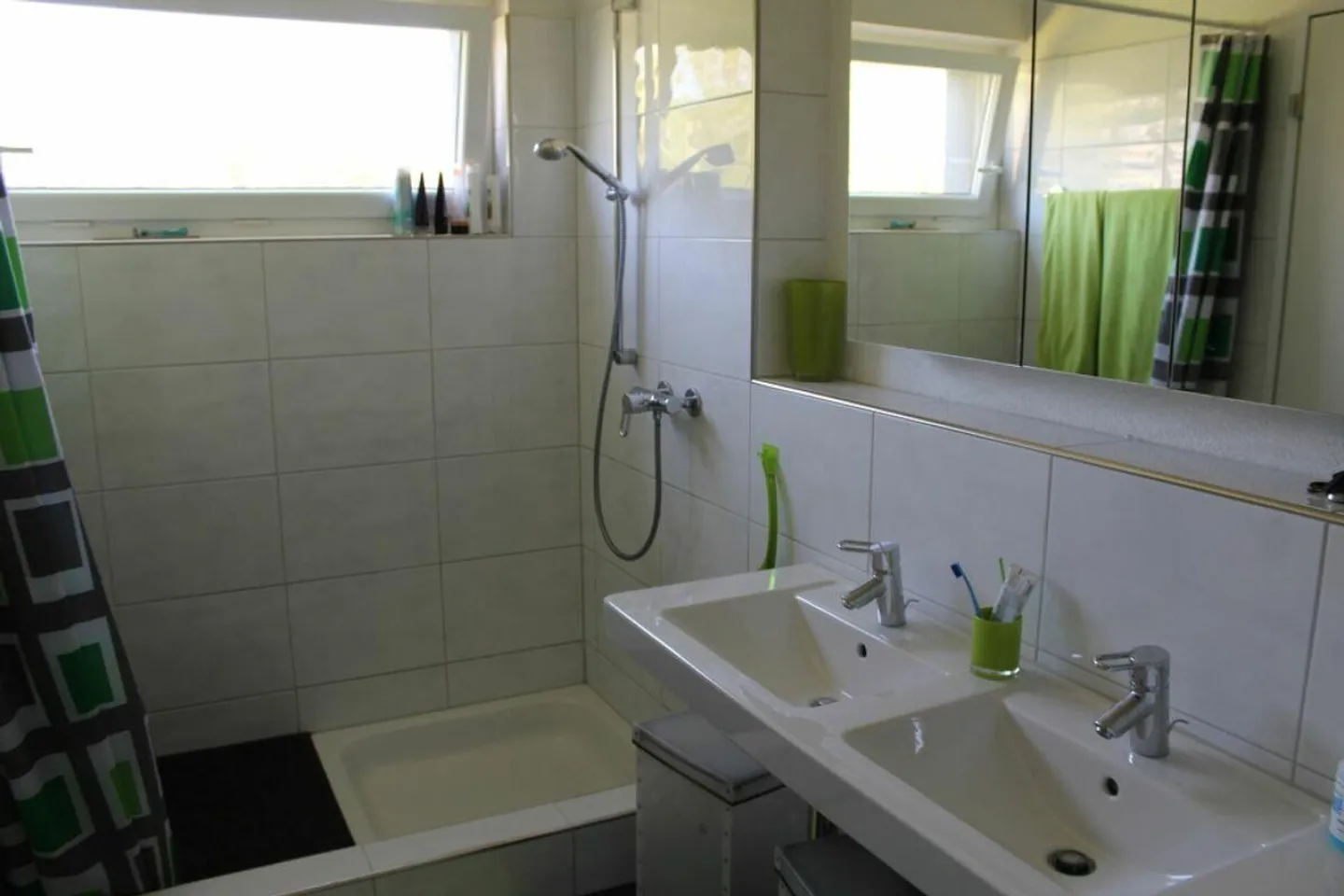 «RIVERSIDE» - Foto 9 von 17