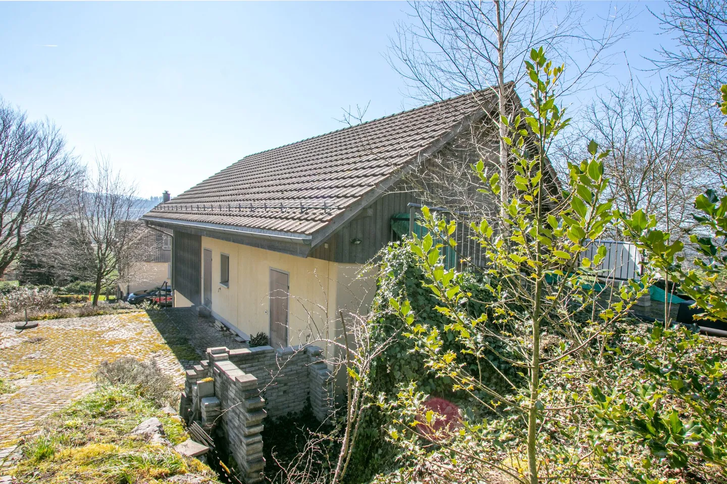 Unique Ensemble: Historic Home Happiness and Creative Freedom - Photo 21 of 36