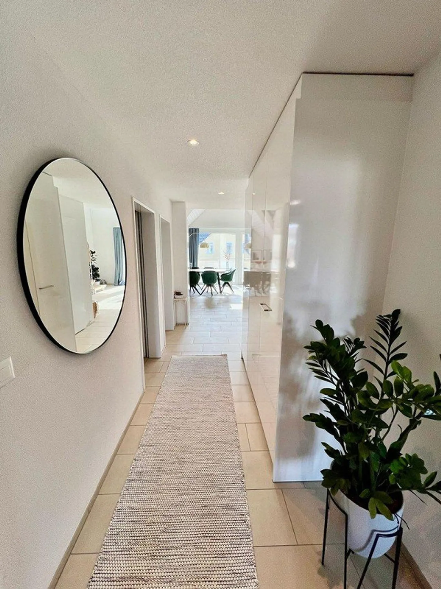 Geräumiges Duplex mit Dachzimmer - Foto 5 von 14
