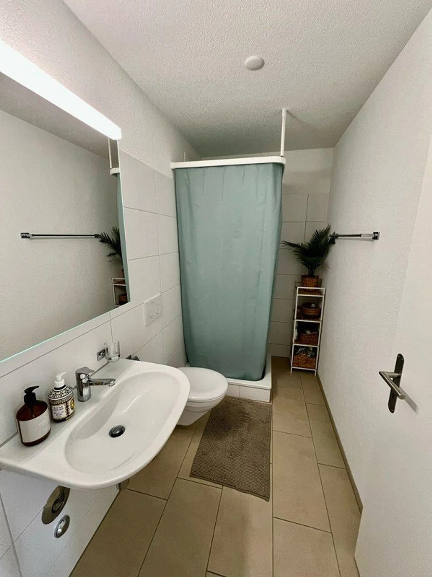 Geräumiges Duplex mit Dachzimmer - Foto 6 von 14