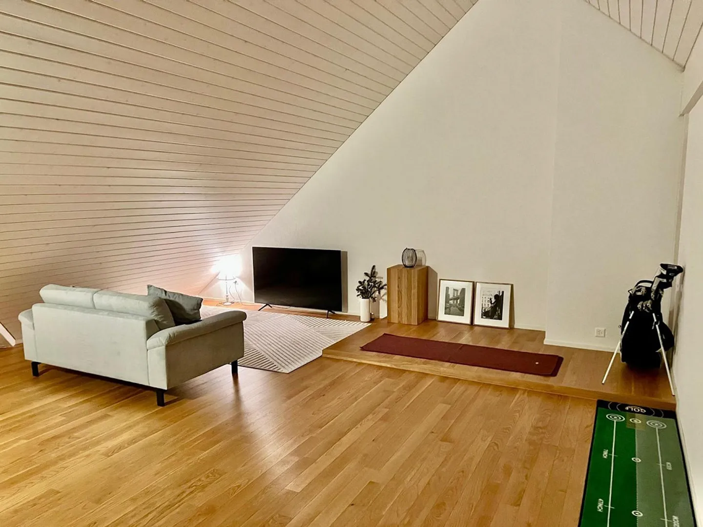 Geräumiges Duplex mit Dachzimmer - Foto 12 von 14