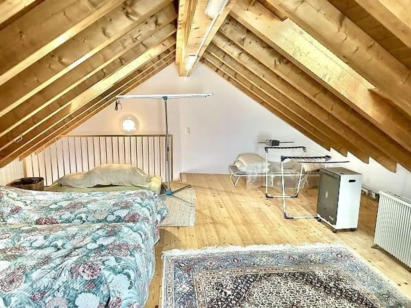 Casa ticinese 4 1/2 locali in una posizione molto tranquilla e soleggiata con vista... - Foto 13 di 28