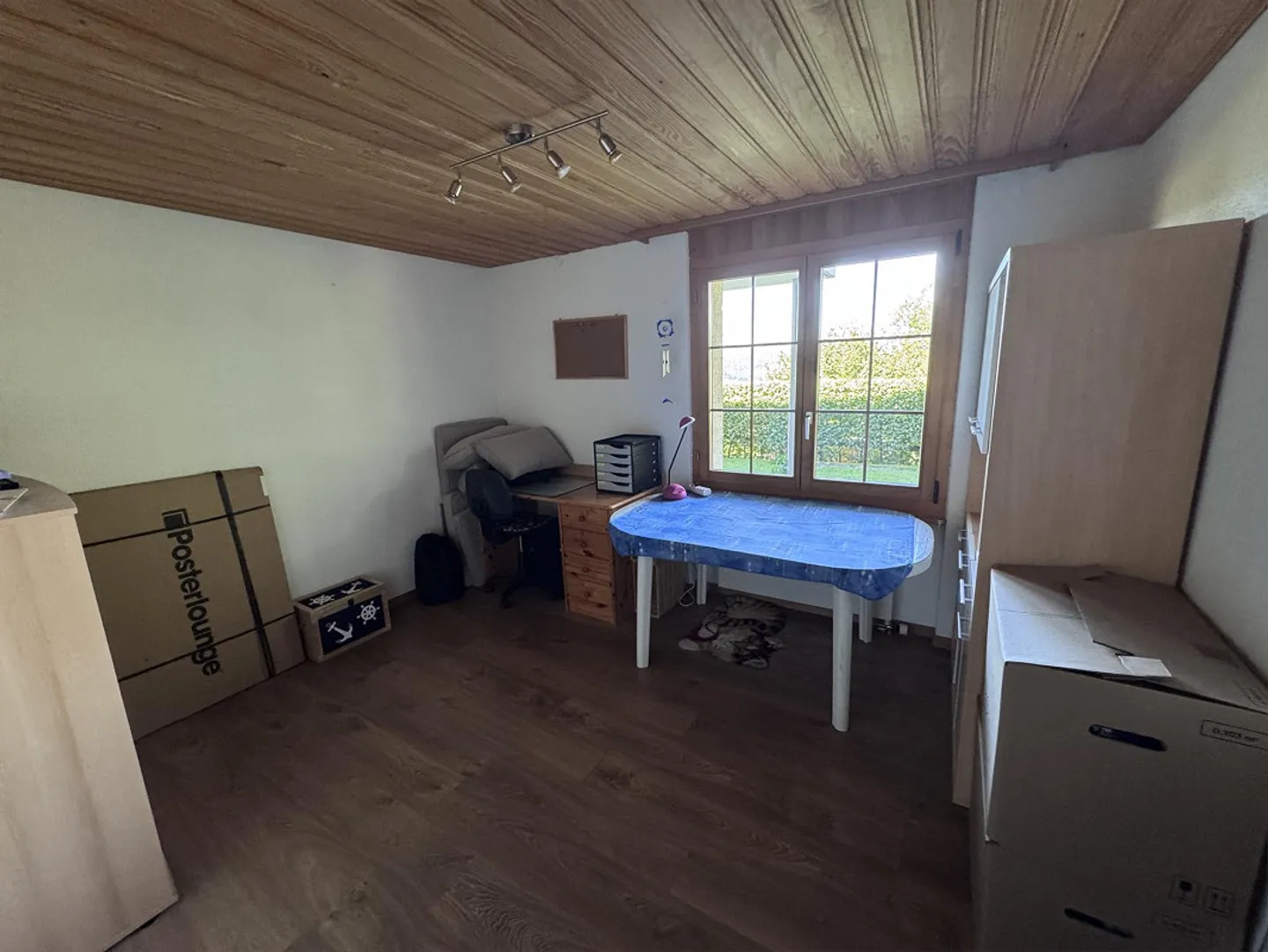 Quiet 3-room ground floor apartment with garden seating area - Photo 11 of 11