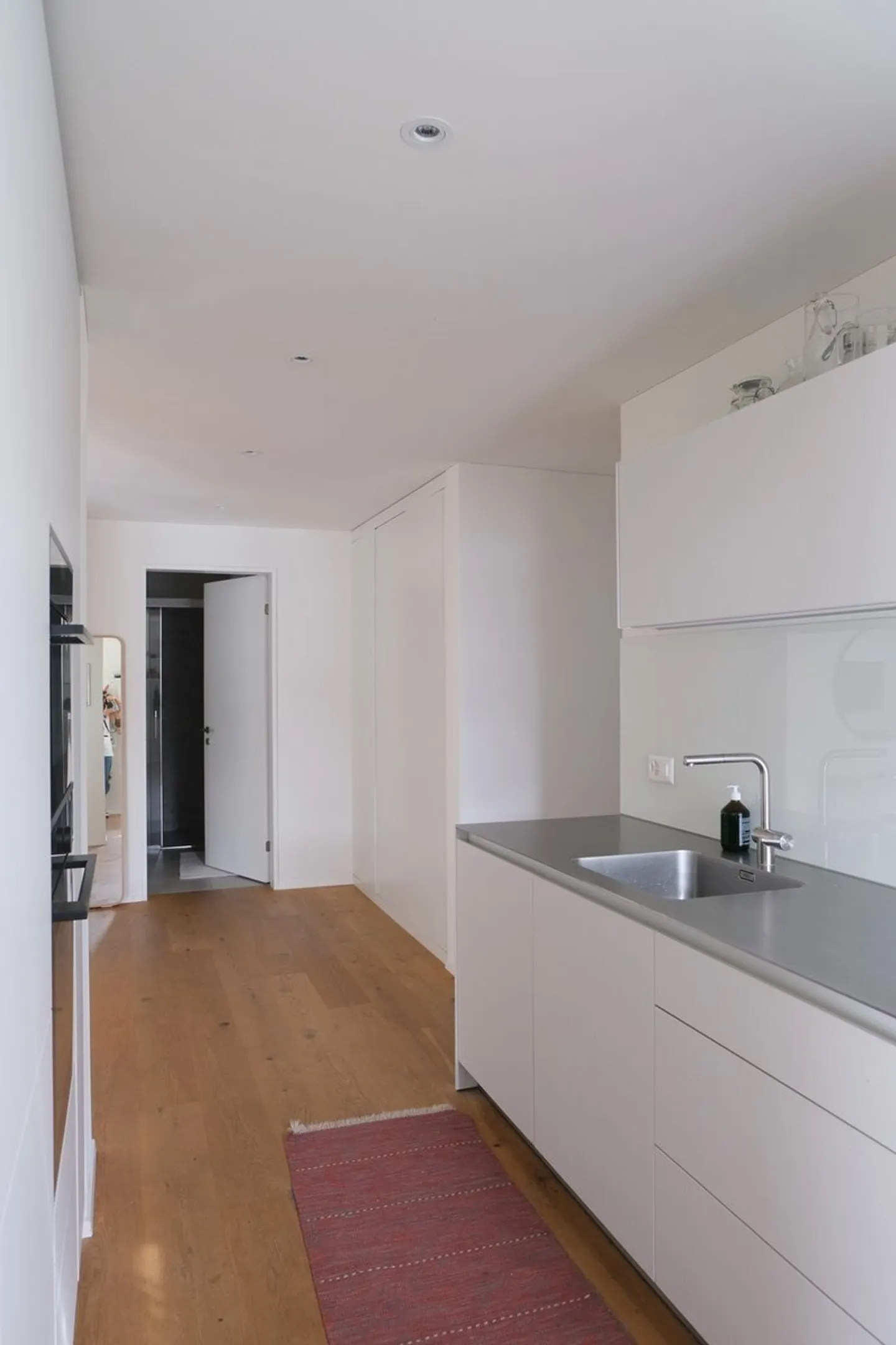 3½ ROOM APARTMENT IN HORGEN (ZH), FURNISHED, TEMPORARY - Photo 3 of 10