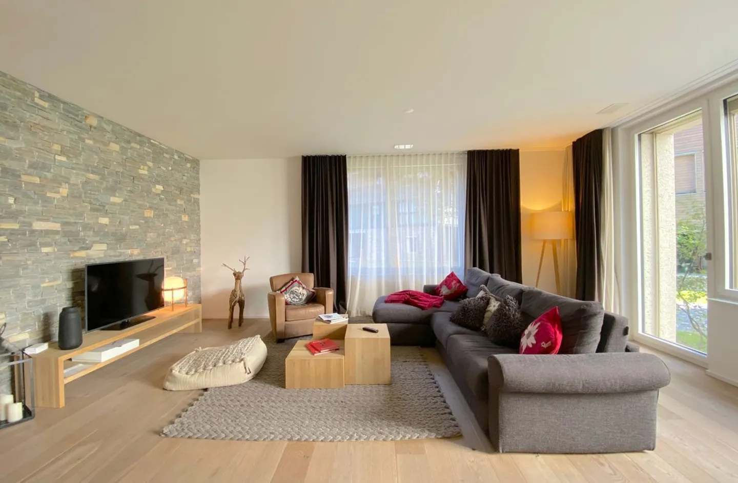 Appartement spacieux avec flair alpin - Photo 1 sur 12